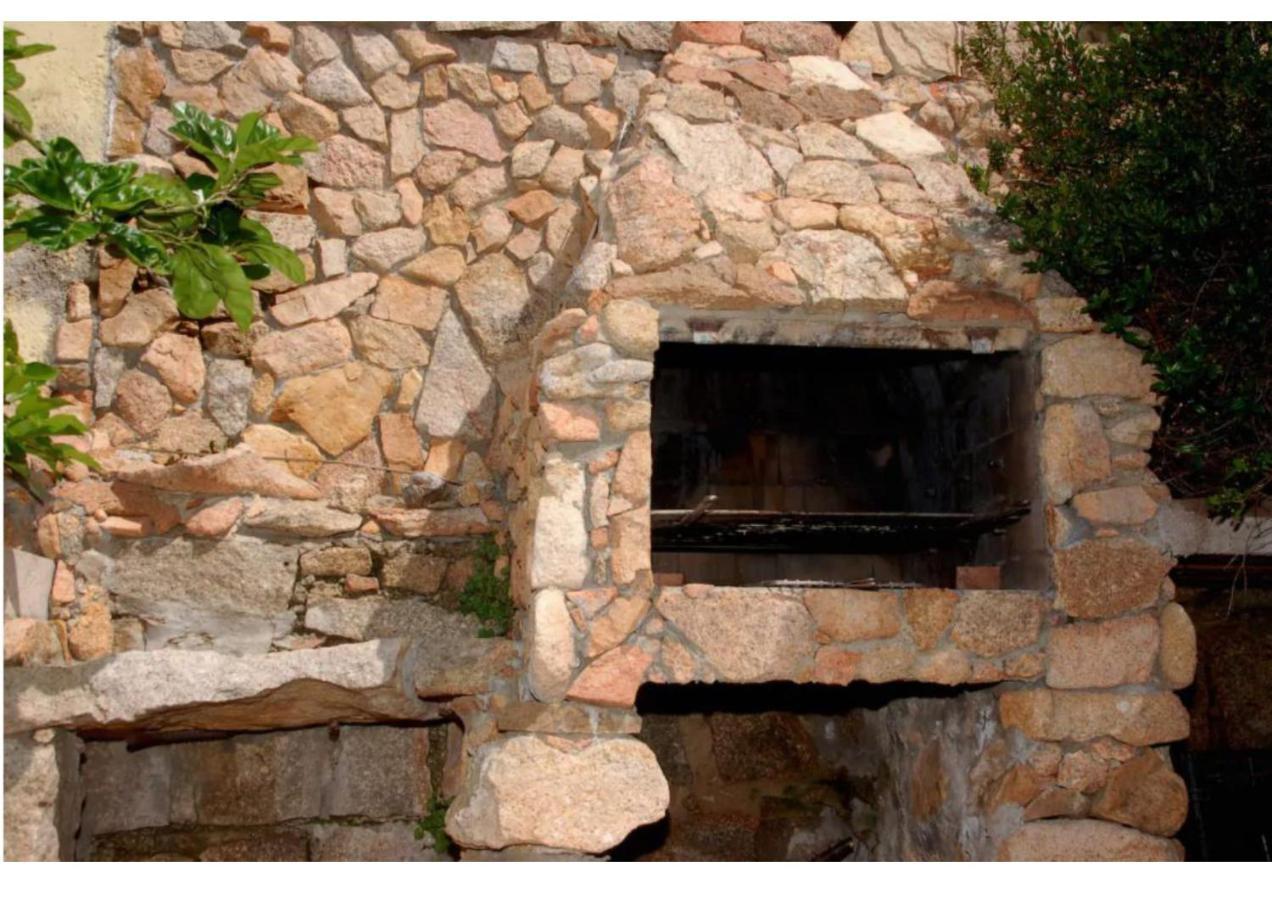Casa Vacanze A Pochi Passi Dal Mare La Maddalena  Exterior foto
